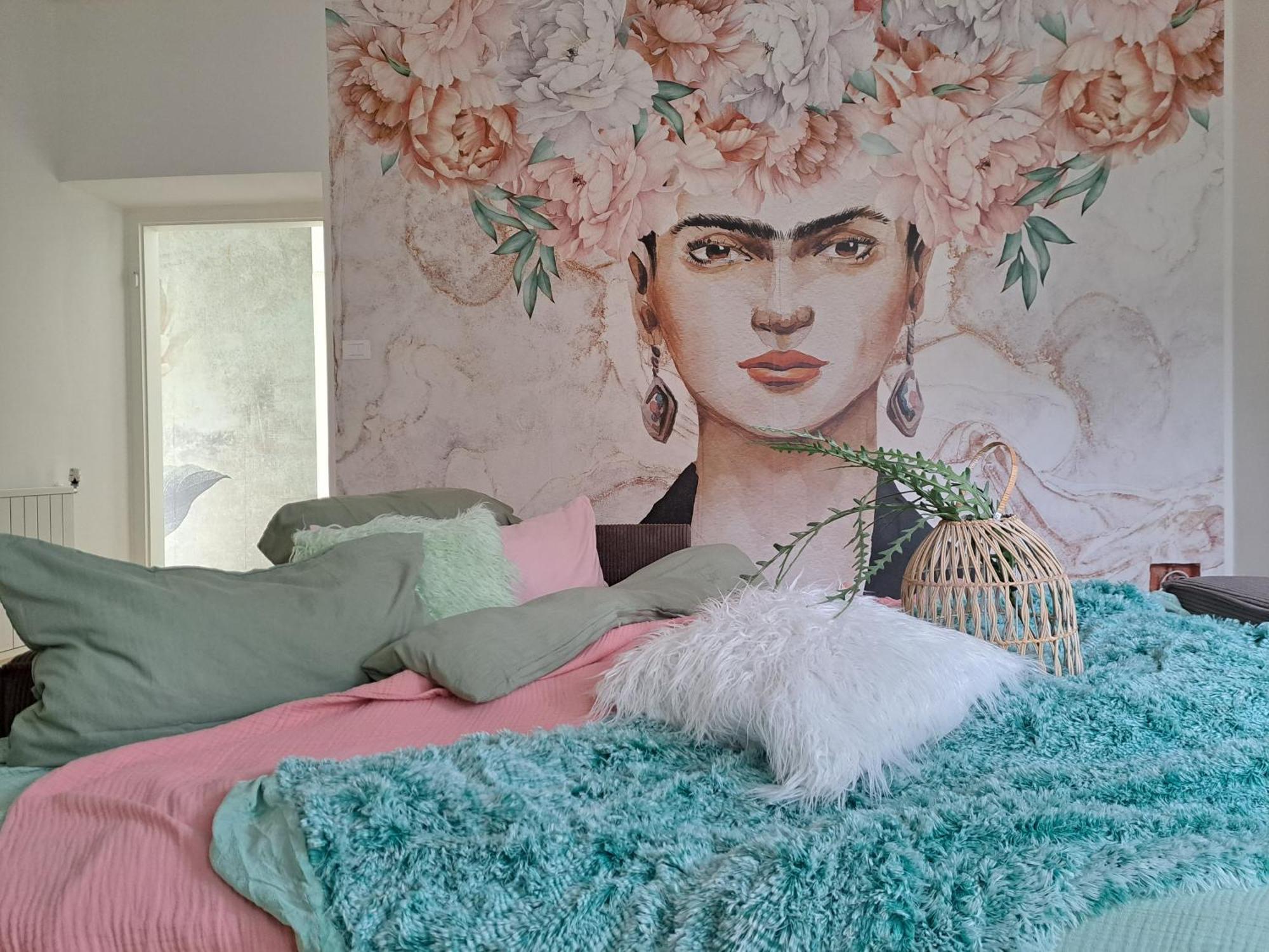 Apartment Wildflower In Privatvilla Im Herzen Merans Eksteriør billede