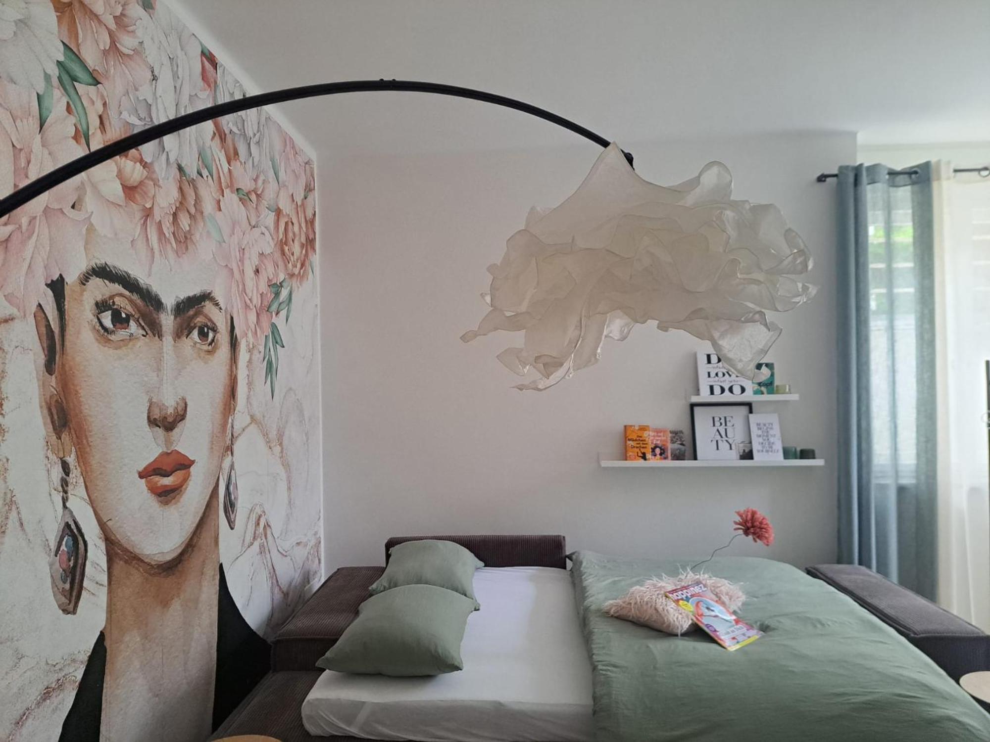 Apartment Wildflower In Privatvilla Im Herzen Merans Eksteriør billede