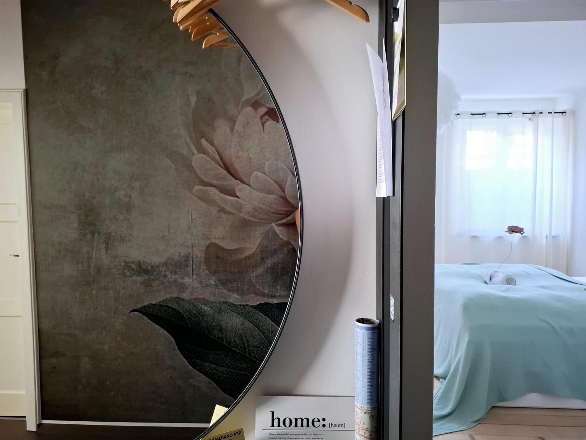 Apartment Wildflower In Privatvilla Im Herzen Merans Eksteriør billede
